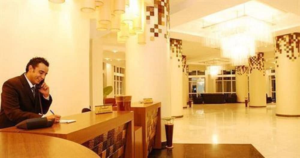 Hotel Sabri Annaba Exteriör bild
